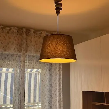La Maison De Monique