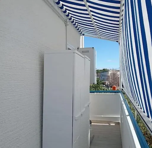 La Maison De Monique *