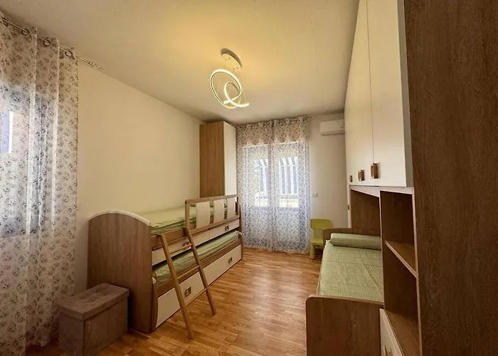 La Maison De Monique