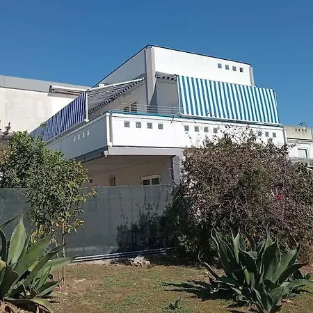 La Maison De Monique Casa de Férias Policoro