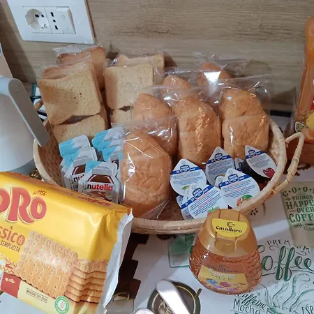 La Maison De Monique Policoro